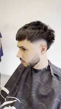 Miniatura video galería barbería Att' Barber Style 10